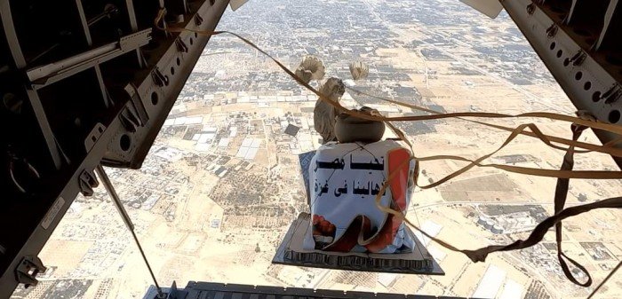 المتحدث العسكري: مصر تنقل أكثر من 1200 طائرة و45 ألف شاحنة لغزة رغم التحديات المتحدث العسكري: مصر تنقل أكثر من 1200 طائرة و45 ألف شاحنة لغزة رغم التحديات