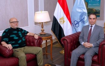 الكاتب الصحفي عمر طاهر على شاشة التليفزيون المصري قريبًا