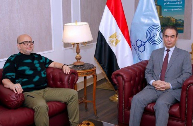 الكاتب الصحفي عمر طاهر على شاشة التليفزيون المصري قريبًا الكاتب الصحفي عمر طاهر على شاشة التليفزيون المصري قريبًا