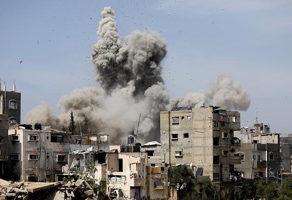 4 شهداء في قصف للاحتلال الإسرائيلي لعدة مناطق في قطاع غزة 4 شهداء في قصف للاحتلال الإسرائيلي لعدة مناطق في قطاع غزة