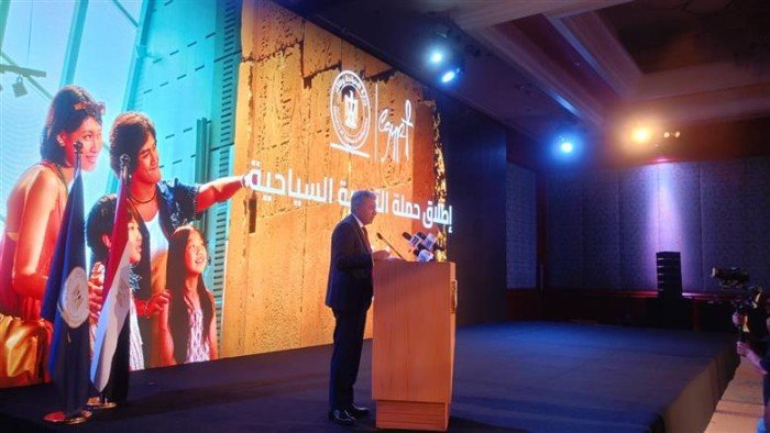إطلاق حملة "إحنا مصر" لتعزيز الوعي السياحي للمواطنين إطلاق حملة "إحنا مصر" لتعزيز الوعي السياحي للمواطنين