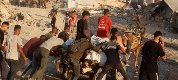 الأونروا: استمرار القصف الإسرائيلي يقتل المدنيين ويفاقم الكارثة الإنسانية في غزة الأونروا: استمرار القصف الإسرائيلي يقتل المدنيين ويفاقم الكارثة الإنسانية في غزة