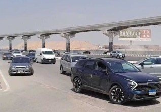 بالصور.. وصول جثمان تيمور تيمور إلى مسجد المشير طنطاوي
