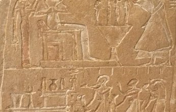 مصر تسترد 13 قطعة أثرية من المملكة المتحدة وألمانيا ضمن جهودها لاستعادة آثارها المنهوبة