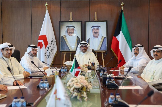 وزير الدفاع يزور "الطيران المدني" ويطلع على أبرز المشاريع القائمة والمستقبلية بالقطاع وزير الدفاع يزور "الطيران المدني" ويطلع على أبرز المشاريع القائمة والمستقبلية بالقطاع