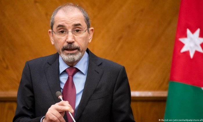 "الخارجية الأردنية" تدين اقتحام وزير الأمن القومي الإسرائيلى المسجد الأقصى "الخارجية الأردنية" تدين اقتحام وزير الأمن القومي الإسرائيلى المسجد الأقصى