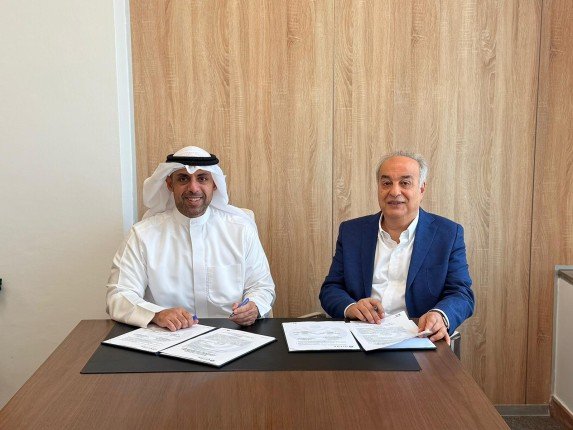 (هيئة الاتصالات) توقع عقدا لتنفيذ مشروع النظام الآلي لقياس وتحليل الطيف الترددي (هيئة الاتصالات) توقع عقدا لتنفيذ مشروع النظام الآلي لقياس وتحليل الطيف الترددي