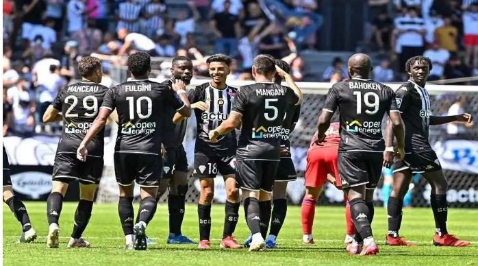 بث مباشر.. مشاهدة أنجيه و باريس أف.سي في الدوري الفرنسي بث مباشر.. مشاهدة أنجيه و باريس أف.سي في الدوري الفرنسي
