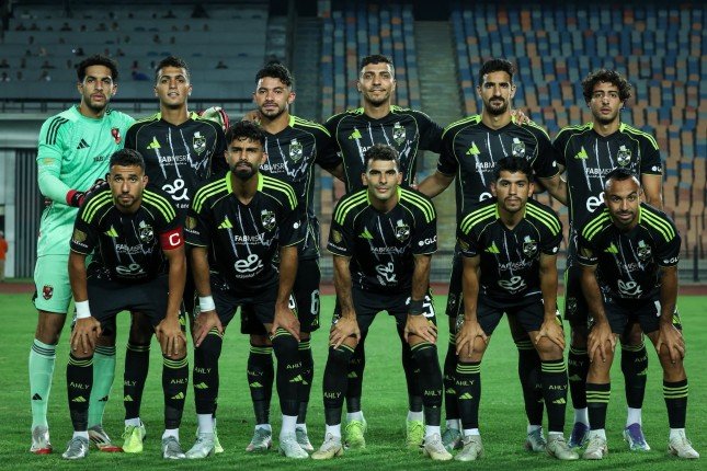 الأهلي يسقط في فخ التعادل أمام مودرن بدوري نايل الأهلي يسقط في فخ التعادل أمام مودرن بدوري نايل