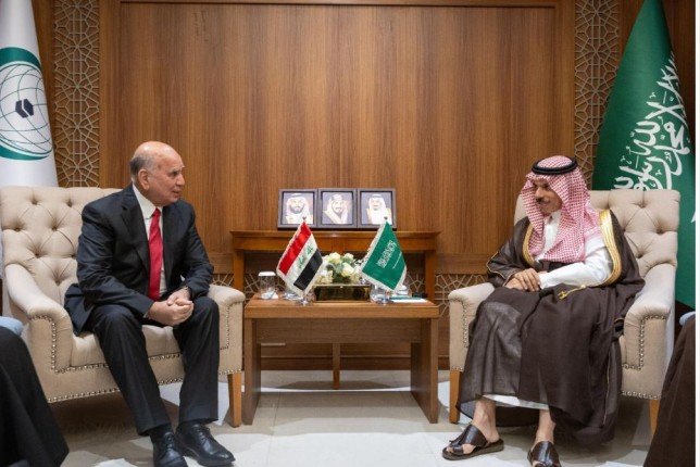 وزير الخارجية السعودي يلتقي نظيره العراقي وزير الخارجية السعودي يلتقي نظيره العراقي