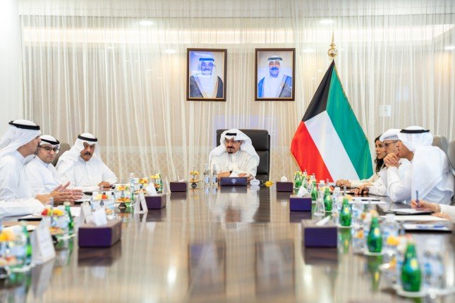 رئيس مجلس الوزراء يترأس اجتماعا للجنة الوزارية لمتابعة الموقف التنفيذي للاتفاقيات ومذكرات التفاهم بين الكويت والصين رئيس مجلس الوزراء يترأس اجتماعا للجنة الوزارية لمتابعة الموقف التنفيذي للاتفاقيات ومذكرات التفاهم بين الكويت والصين