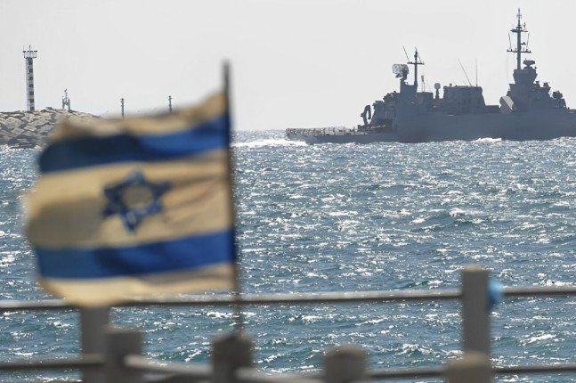 جيش الاحتلال الاسرائيلى يجرى مناورة عسكرية اليوم فى البحر الاحمر جيش الاحتلال الاسرائيلى يجرى مناورة عسكرية اليوم فى البحر الاحمر