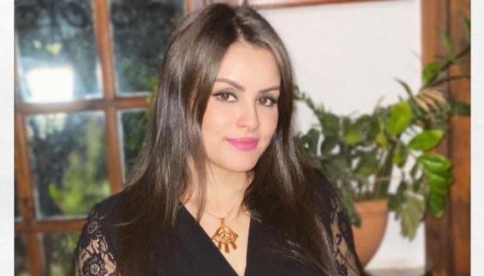 وفاة الفنانة الجزائرية حليمة ألما عن عمر ناهز 39 عامًا وفاة الفنانة الجزائرية حليمة ألما عن عمر ناهز 39 عامًا