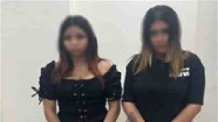 ضبط فتاتين بتهمة ترويج فيديوهات خادشة على مواقع التواصل الاجتماعي ضبط فتاتين بتهمة ترويج فيديوهات خادشة على مواقع التواصل الاجتماعي