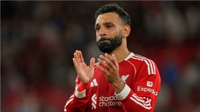 سر بكاء صلاح رغم فوز ليفربول على بورنموث سر بكاء صلاح رغم فوز ليفربول على بورنموث