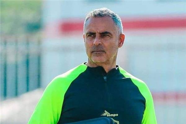 الزمالك يغلق ملف مستحقات البرتغالي جوميز المدير الفني السابق للفريق الأول وجهازه المعاون بالتراضي الزمالك يغلق ملف مستحقات البرتغالي جوميز المدير الفني السابق للفريق الأول وجهازه المعاون بالتراضي