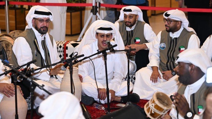 فرقة الفنطاس الشعبية تحيي التراث الكويتي في الأفنيوز ضمن مهرجان "صيفي ثقافي 17" فرقة الفنطاس الشعبية تحيي التراث الكويتي في الأفنيوز ضمن مهرجان "صيفي ثقافي 17"