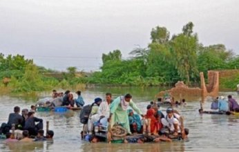 ارتفاع ضحايا الفيضانات في باكستان إلى أكثر من 320 قتيلاً