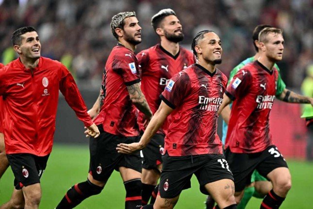 مواجهة قوية.. بث مباشر لمشاهدة مباراة ميلان و باري في كأس إيطاليا مواجهة قوية.. بث مباشر لمشاهدة مباراة ميلان و باري في كأس إيطاليا