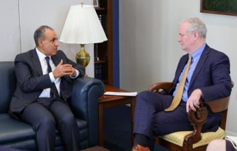 مصر.. وزير الخارجية يلتقي السيناتور بمجلس الشيوخ الأمريكي كريس فان هولن