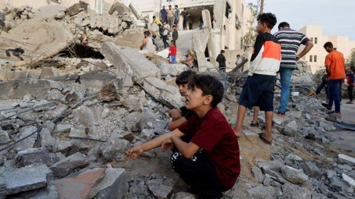 "صحة غزة": 227 شهيدا جراء المجاعة وسوء التغذية بينهم 103 أطفال "صحة غزة": 227 شهيدا جراء المجاعة وسوء التغذية بينهم 103 أطفال