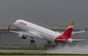 طائر يتسبب في عودة طائرة متجهة من مدريد إلى باريس