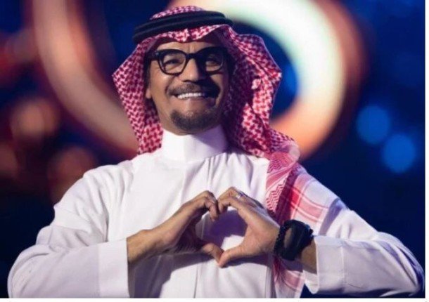 «رابح صقر» يغادر حفله في الرياض فجأة وسط قلق الجمهور.. ما القصة «رابح صقر» يغادر حفله في الرياض فجأة وسط قلق الجمهور.. ما القصة