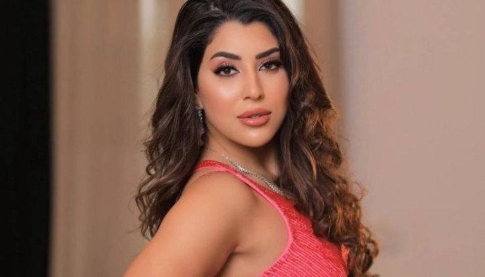 أيتن عامر تتعرض لوعكة صحية مفاجئة أيتن عامر تتعرض لوعكة صحية مفاجئة