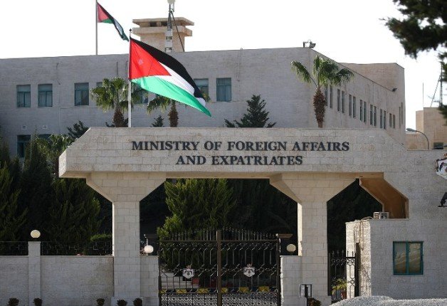 الأردن يدين اقتحام رئيس وزراء الاحتلال الإسرائيلي الضفة الغربية وتصريحاته الأردن يدين اقتحام رئيس وزراء الاحتلال الإسرائيلي الضفة الغربية وتصريحاته