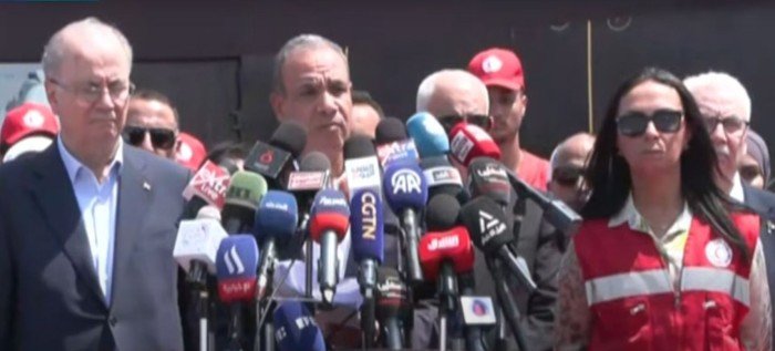 وزير الخارجية المصري: هناك 5 معابر تربط إسرائيل بقطاع غزة.. يجب الضغط لفتحها وزير الخارجية المصري: هناك 5 معابر تربط إسرائيل بقطاع غزة.. يجب الضغط لفتحها