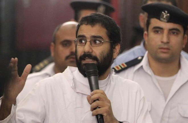 الرئيس السيسي يصدر قرارًا بالعفو عن علاء عبد الفتاح وعدد من المحكوم عليهم الرئيس السيسي يصدر قرارًا بالعفو عن علاء عبد الفتاح وعدد من المحكوم عليهم