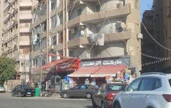 تحويل شوارع راقية إلى عشوائيات.. مخالفات تجارية تضرب قلب مصر الجديدة
