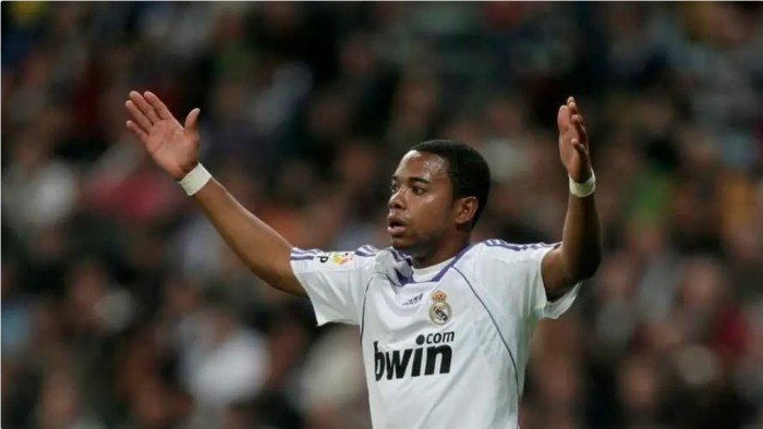 المحكمة ترفض الإفراج عن نجم ريال مدريد السابق المحكمة ترفض الإفراج عن نجم ريال مدريد السابق