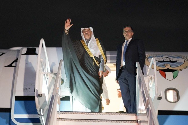 ولي العهد يغادر الولايات المتحدة بعد ترؤس وفد الكويت في اجتماعات الدورة الـ80 للجمعية العامة للأمم المتحدة ولي العهد يغادر الولايات المتحدة بعد ترؤس وفد الكويت في اجتماعات الدورة الـ80 للجمعية العامة للأمم المتحدة