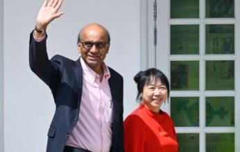 إجراء مراسم استقبال رسمية لرئيس سنغافورة في قصر الاتحادية