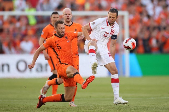بث مباشر.. شاهد مباراة بولندا وهولندا في تصفيات كأس العالم بث مباشر.. شاهد مباراة بولندا وهولندا في تصفيات كأس العالم