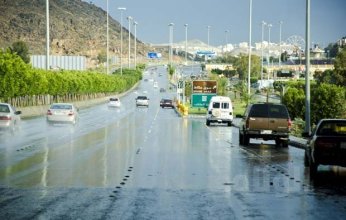 المملكة العربية السعودية.. استمرار تساقط الامطار الغزيرة وسيول على مكة والمدينة