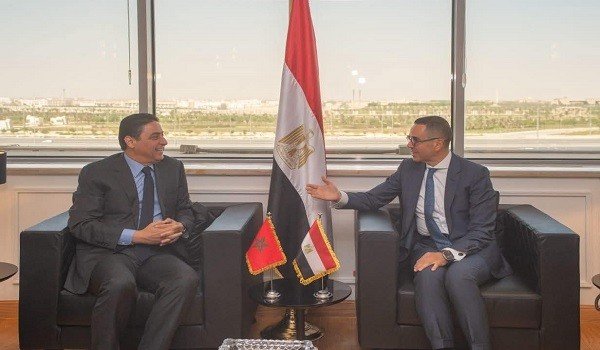 وزير الاستثمار: حريصون على إيجاد علاقات تجارية متوازنة لصالح الاقتصادين المصرى والمغربى وزير الاستثمار: حريصون على إيجاد علاقات تجارية متوازنة لصالح الاقتصادين المصرى والمغربى