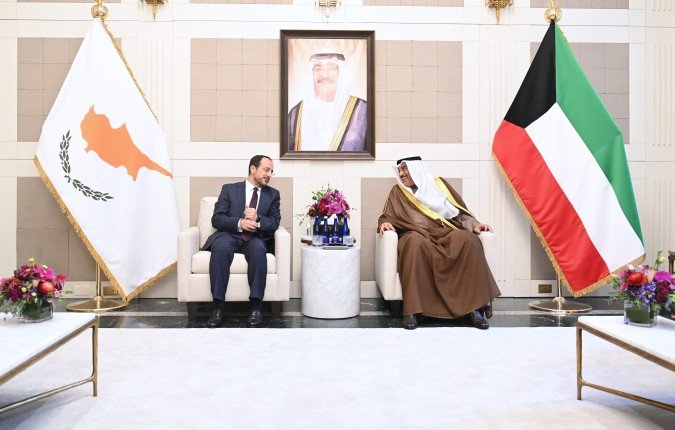 ولي العهد الكويتي يستقبل رئيس جمهورية قبرص في نيويورك ولي العهد الكويتي يستقبل رئيس جمهورية قبرص في نيويورك