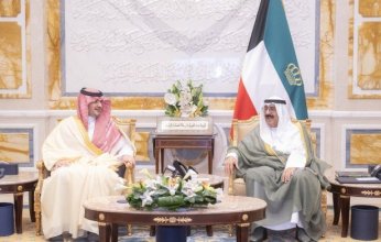أمير الكويت يستقبل النائب الأول لرئيس مجلس الوزراء وزير الداخلية ووزير الداخلية السعودي