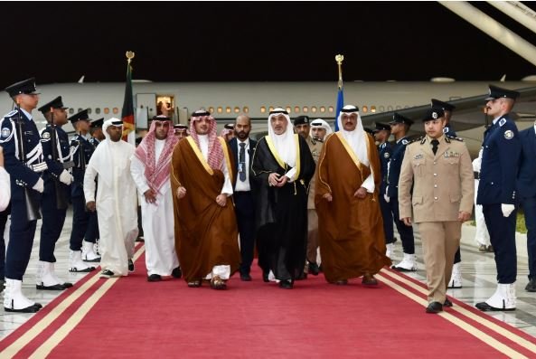 وزير الداخلية السعودي يصل الكويت في مستهل زيارة رسمية وزير الداخلية السعودي يصل الكويت في مستهل زيارة رسمية