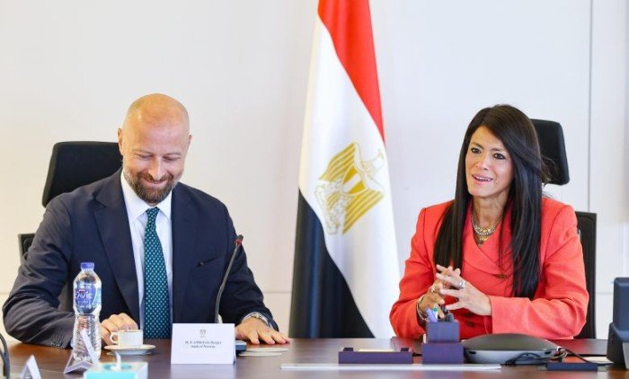 مصر: وزيرة التخطيط 3.6 مليار دولار محفظة استثمارات "سكاتك" ضمن محور الطاقة ببرنامج نوَفى مصر: وزيرة التخطيط 3.6 مليار دولار محفظة استثمارات "سكاتك" ضمن محور الطاقة ببرنامج نوَفى