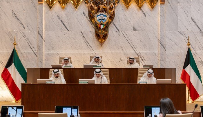المجلس البلدي الكويتي يوافق على تظليل وتكييف الممرات بمشروع إعادة إعمار المنطقة المتضررة من حريق المباركية المجلس البلدي الكويتي يوافق على تظليل وتكييف الممرات بمشروع إعادة إعمار المنطقة المتضررة من حريق المباركية