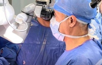 مصر.. نجاح جراحة دقيقة بالمخ لمريض مستيقظ بالأقصر