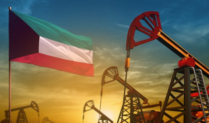 سعر برميل النفط الكويتي ينخفض 2.05 دولار ليبلغ 71.60 دولاراً سعر برميل النفط الكويتي ينخفض 2.05 دولار ليبلغ 71.60 دولاراً