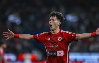 أمام عاشور.. نجم الأهلي بين التألق داخل الملعب والمشاكل خارجه"