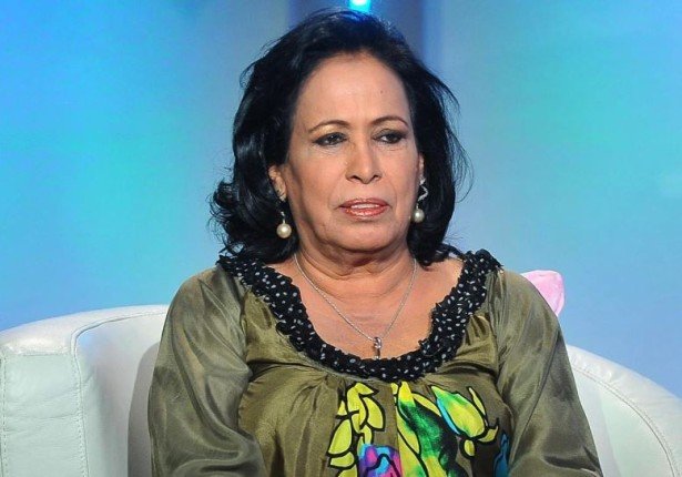آخر تطورات الحالة الصحية للفنانة الكويتية حياة الفهد آخر تطورات الحالة الصحية للفنانة الكويتية حياة الفهد