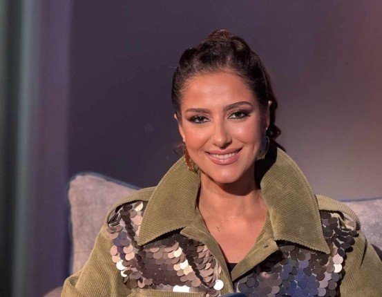 مهرجان VS-FILM للأفلام القصيرة جدًّا يكرم الفنانة حنان مطاوع مهرجان VS-FILM للأفلام القصيرة جدًّا يكرم الفنانة حنان مطاوع