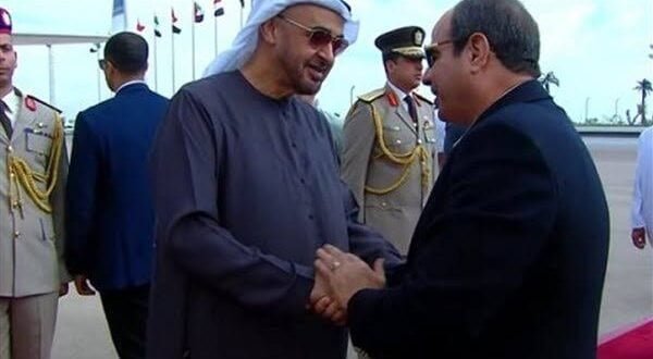 الرئيس السيسي يودع رئيس دولة الإمارات بمطار القاهرة الرئيس السيسي يودع رئيس دولة الإمارات بمطار القاهرة