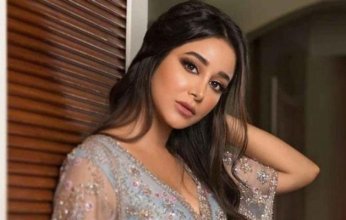 الفنانة السعودية أسيل عمران ترد على منتقدي قرارها بتجميد البويضات